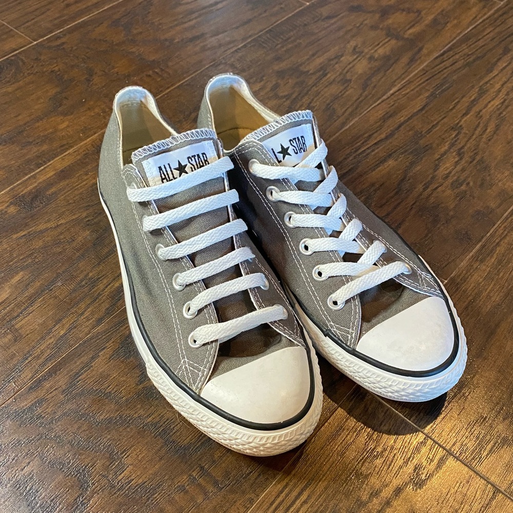 Men’s Gray Chuck Taylor All Star Converse Sneakers